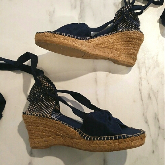 NWOT Navy Silk Spanish Wedge Espadrilles - Picture 2 of 10